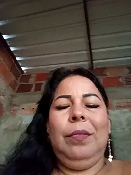Snapshot of mother2-divorced chatting on March 20, 2026, 1:38 pm mother2-divorced online show from March 20, 2026, 1:38 pm