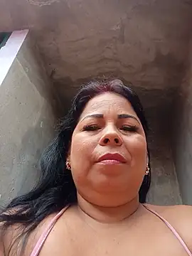 Snapshot of mother2-divorced chatting on June 9, 2026, 1:34 pm mother2-divorced online show from June 9, 2026, 1:34 pm