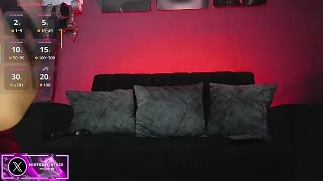 Snapshot of Misterss-Nyxxx chatting on January 7, 2026, 12:46 am Misterss-Nyxxx online show from January 7, 2026, 12:46 am