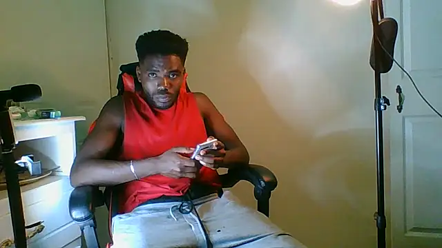 Snapshot of Suamyst_25 chatting on May 24, 2026, 4:39 am Suamyst 25 online show from May 24, 2026, 4:39 am