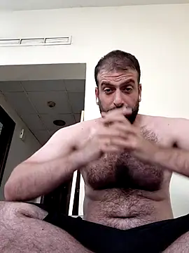 ylansoso online show from December 23, 2025, 9:51 am