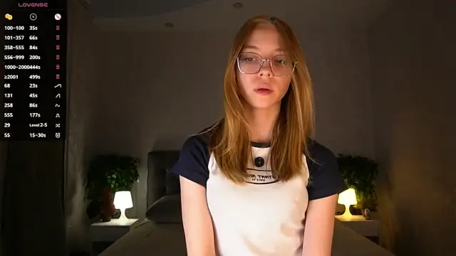 BarbaraViggiani online show from November 15, 2025, 5:09 pm