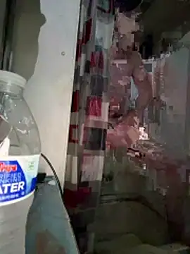 Snapshot of PiratingAqua chatting on April 9, 2026, 6:13 am PiratingAqua online show from April 9, 2026, 6:13 am