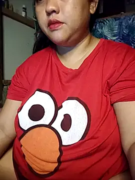 Azaleah30 online show from November 24, 2025, 2:06 pm