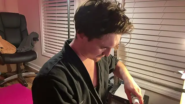 Snapshot of andrenoma427 chatting on November 4, 2025, 10:53 pm andrenoma427 online show from November 4, 2025, 10:53 pm