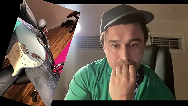 Snapshot of andrenoma427 chatting on November 6, 2025, 1:28 am andrenoma427 online show from November 6, 2025, 1:28 am