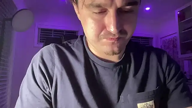 Snapshot of andrenoma427 chatting on November 17, 2025, 4:18 am andrenoma427 online show from November 17, 2025, 4:18 am