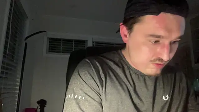 Snapshot of andrenoma427 chatting on November 29, 2025, 2:47 am andrenoma427 online show from November 29, 2025, 2:47 am