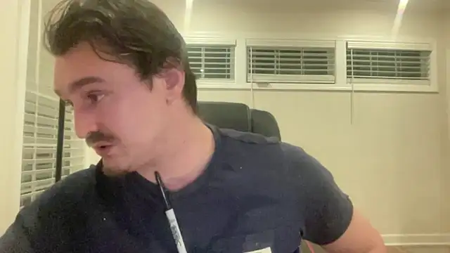 Snapshot of andrenoma427 chatting on December 14, 2025, 1:44 am andrenoma427 online show from December 14, 2025, 1:44 am