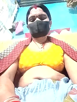 Snapshot of QRAN_YELESA chatting on October 31, 2025, 3:13 pm QRAN YELESA online show from October 31, 2025, 3:13 pm