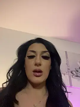 claraseloura online show from November 27, 2025, 7:49 pm