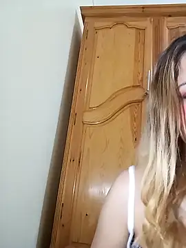 indilasixeey online show from November 9, 2025, 7:01 pm