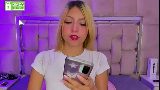 Snapshot of daniiela_beteche777 chatting on February 13, 2026, 8:38 pm daniiela beteche777 online show from February 13, 2026, 8:38 pm