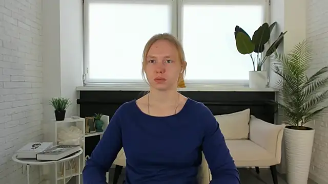 RessiePurtill online show from October 23, 2025, 12:37 pm