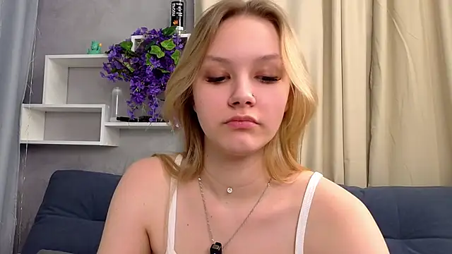 Snapshot of ElissaGlod chatting on February 26, 2026, 11:20 am ElissaGlod online show from February 26, 2026, 11:20 am