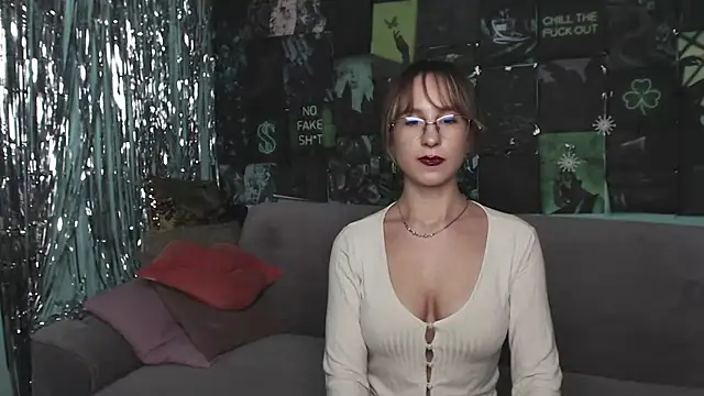 Snapshot of AlishaKellyi chatting on November 9, 2025, 5:50 am AlishaKellyi online show from November 9, 2025, 5:50 am