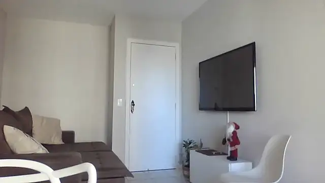 Snapshot of DESIRIE0609 chatting on December 4, 2025, 6:38 pm DESIRIE0609 online show from December 4, 2025, 6:38 pm