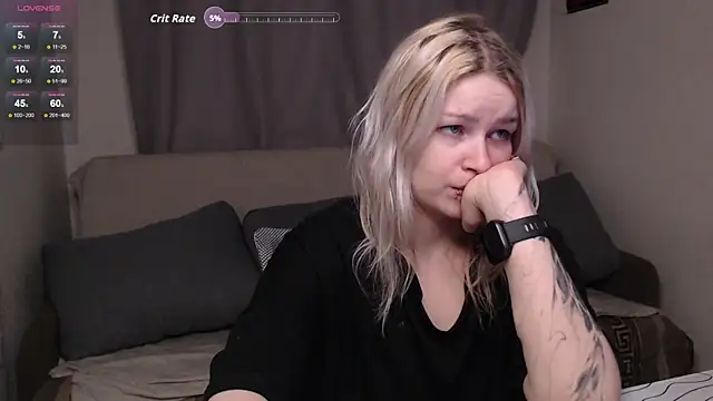 CherryNight6 online show from December 20, 2025, 11:12 pm