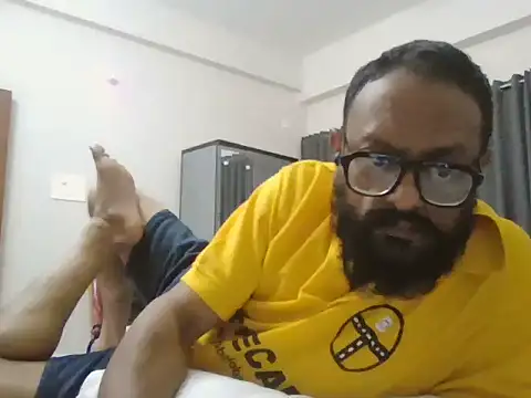 jimforsex1982 online show from November 28, 2025, 6:43 pm