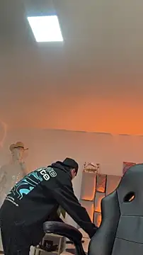 Sebastian Reed online show from February 20, 2026, 5:26 am