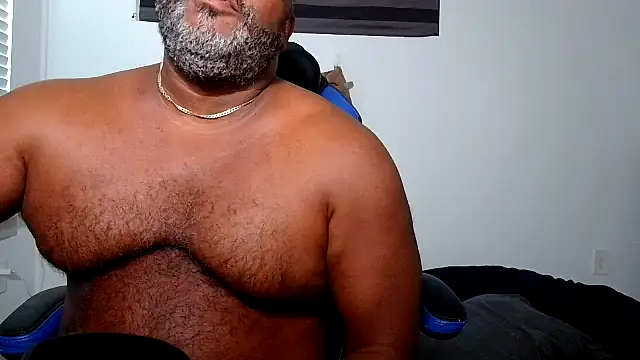 Snapshot of SplendaDaddy50 chatting on July 8, 2026, 1:37 pm SplendaDaddy50 online show from July 8, 2026, 1:37 pm