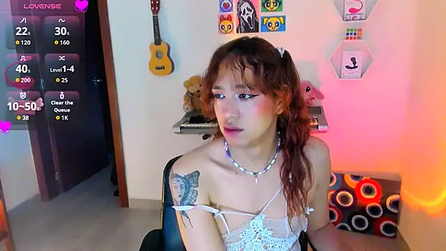 AdelineEsposito online show from January 31, 2026, 7:11 pm