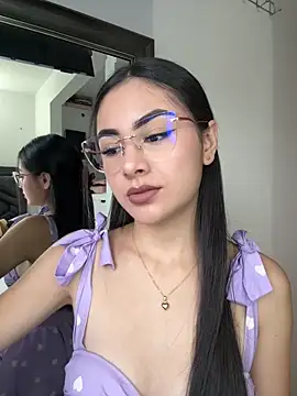 IslaCole online show from February 25, 2026, 10:52 pm