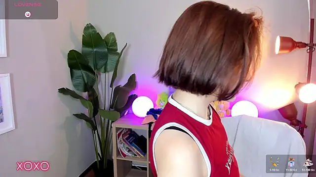 Snapshot of lexirouge__ chatting on November 20, 2025, 12:38 pm lexirouge online show from November 20, 2025, 12:38 pm