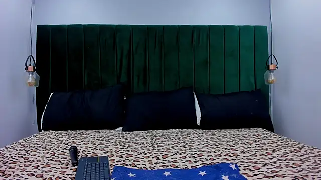 Snapshot of Melody_Horney chatting on November 4, 2025, 8:30 pm Melody Horney online show from November 4, 2025, 8:30 pm