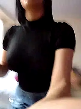 Nuvi jonhs online show from November 4, 2025, 9:47 pm