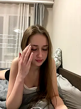 Angel hotyy online show from December 17, 2025, 9:10 pm