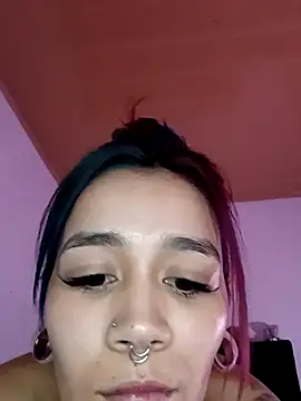 Snapshot of SharonSalazar chatting on November 26, 2025, 2:12 am SharonSalazar online show from November 26, 2025, 2:12 am