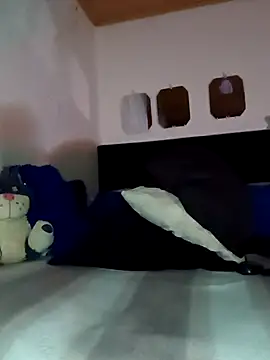 SharonSalazar online show from February 15, 2026, 7:51 am