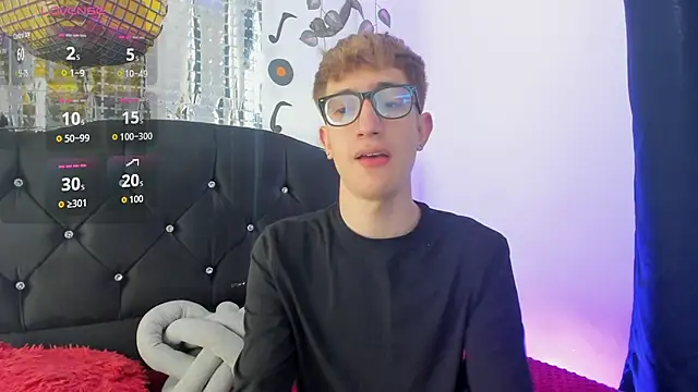 Erick Taylor3 online show from November 6, 2025, 5:36 pm