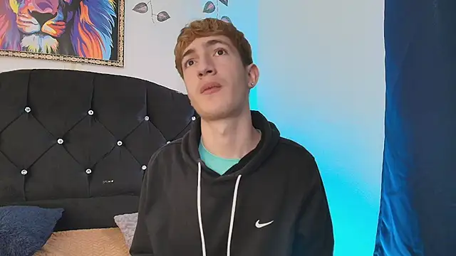 Erick Taylor3 online show from November 25, 2025, 6:19 pm