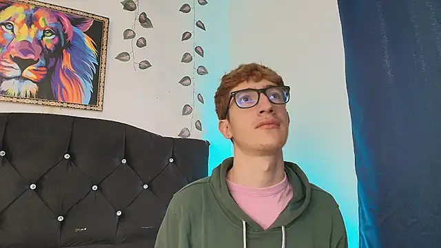 Erick Taylor3 online show from November 27, 2025, 6:32 pm