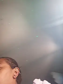 Snapshot of marimar_24 chatting on December 15, 2025, 6:56 pm marimar 24 online show from December 15, 2025, 6:56 pm