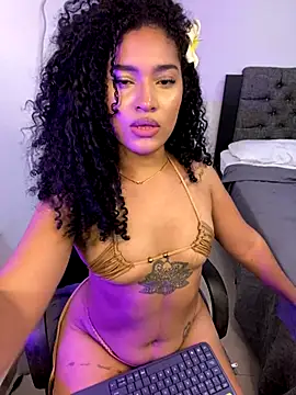 Snapshot of Georgina_x chatting on October 26, 2025, 1:44 am Georgina x online show from October 26, 2025, 1:44 am