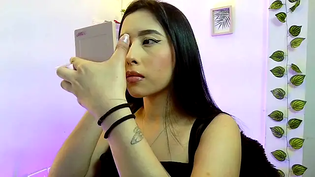 Snapshot of melissa__dolce chatting on October 23, 2025, 9:13 pm melissa dolce online show from October 23, 2025, 9:13 pm