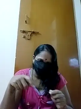 tamilammu1431 online show from December 4, 2025, 3:10 pm