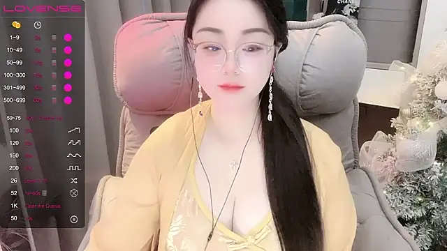 Snapshot of Monica-666888- chatting on November 26, 2025, 5:19 am Monica-666888- online show from November 26, 2025, 5:19 am