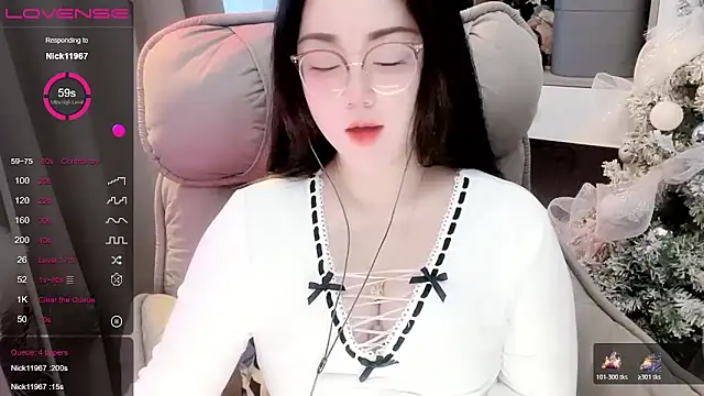 Snapshot of Monica-666888- chatting on November 28, 2025, 5:32 am Monica-666888- online show from November 28, 2025, 5:32 am