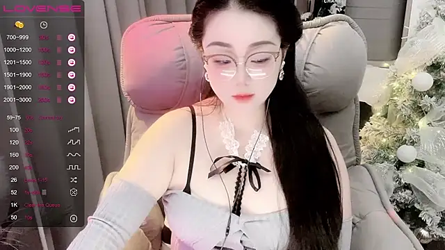 Snapshot of Monica-666888- chatting on November 30, 2025, 6:01 pm Monica-666888- online show from November 30, 2025, 6:01 pm