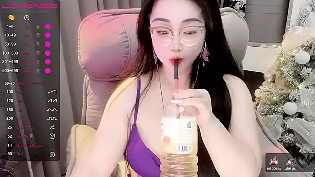 Snapshot of Monica-666888- chatting on December 3, 2025, 6:50 pm Monica-666888- online show from December 3, 2025, 6:50 pm