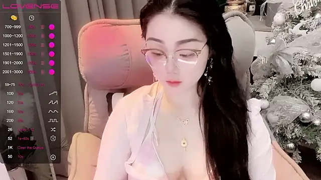 Snapshot of Monica-666888- chatting on May 8, 2026, 6:13 pm Monica-666888- online show from May 8, 2026, 6:13 pm