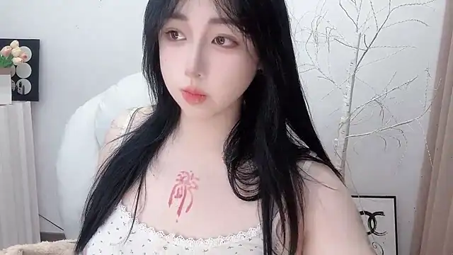 Love-hanzaizai718 online show from November 29, 2025, 2:09 pm