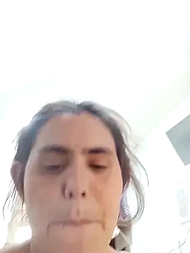 blanca24325 online show from November 10, 2025, 2:38 pm