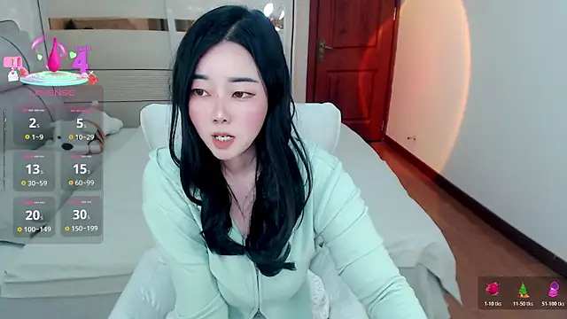 Snapshot of Xiaodie-baby chatting on November 7, 2025, 1:11 pm Xiaodie-baby online show from November 7, 2025, 1:11 pm