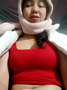 TRIEUTRIEU20 online show from March 6, 2026, 5:31 pm