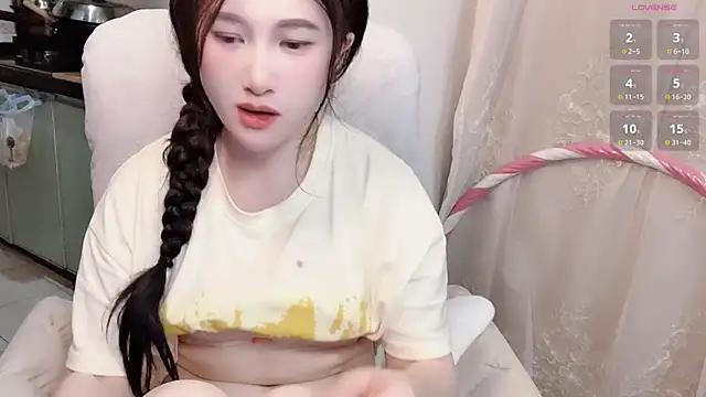 anna-888- online show from November 5, 2025, 5:35 pm